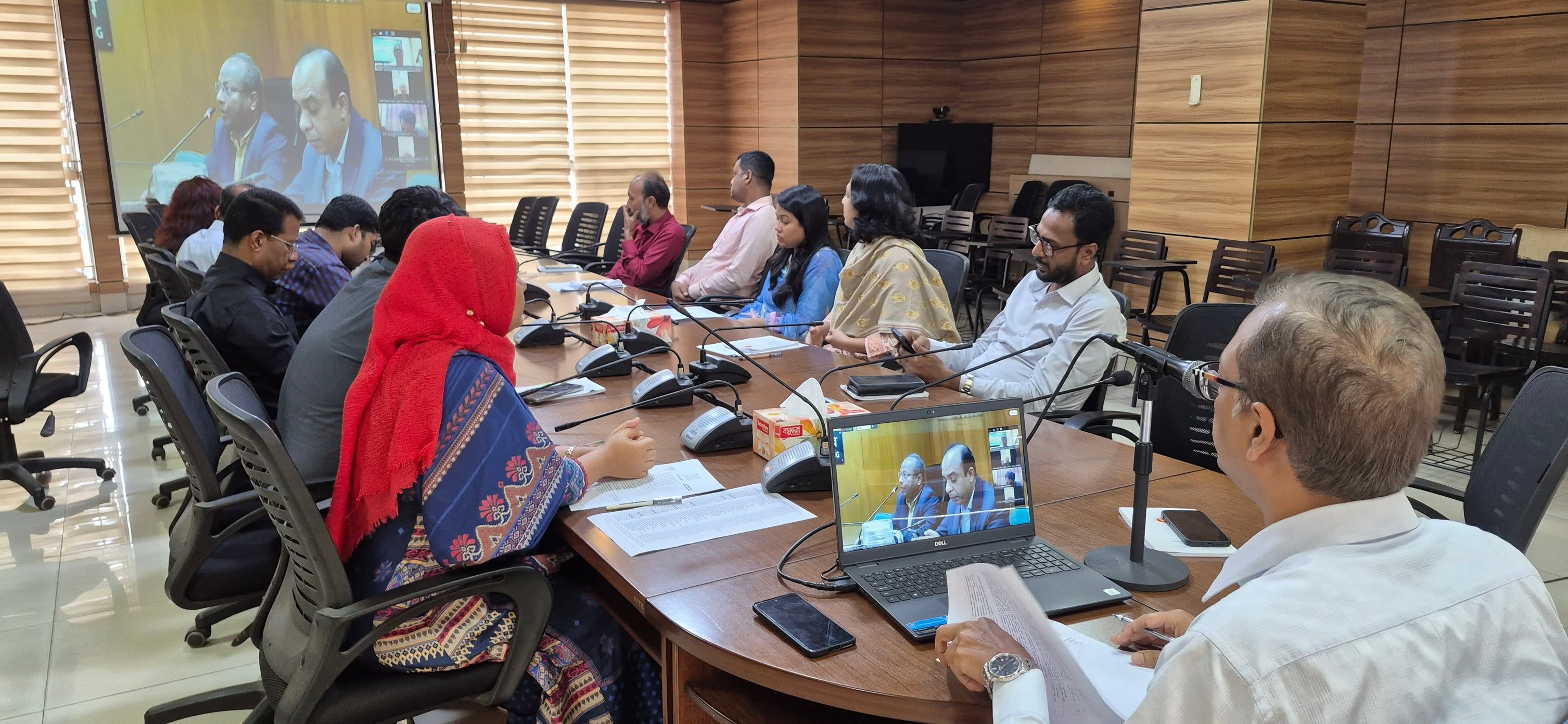 ভূমিধস ও আকস্মিক বন্যা মোকাবিলায় মাঠ প্রশাসনের সঙ্গে তথ্য ও সম্প্রচার মন্ত্রণালয়ের মতবিনিময় সভা